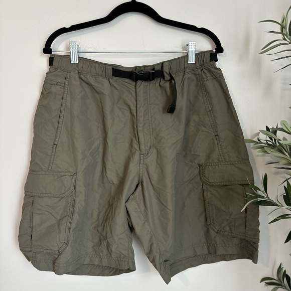 Rei Men green‎ Flat Front Cargo Board Shorts with buckle Size Large - Picture 1 of 7